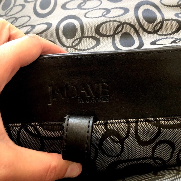 Designer Travel Bag by Jadavé - Picture 8 of 15